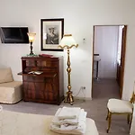 Domus Socolatae Residenza D'epoca Charming - Adults Only Bed & Breakfast 4*
