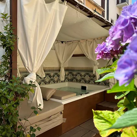 Domus Socolatae Residenza D'epoca Charming - Adults Only 3*