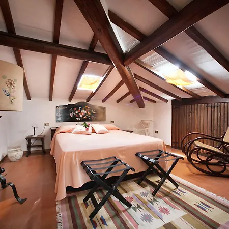 Domus Socolatae Residenza D'epoca Charming - Adults Only Bed & Breakfast
