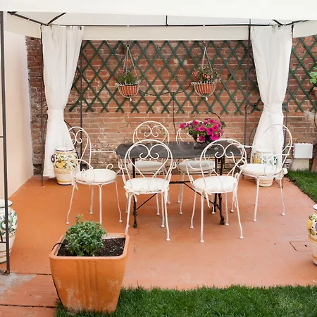 Bed & Breakfast Domus Socolatae Residenza D'epoca Charming - Adults Only Follonica