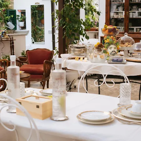 فندق مبيت وإفطار Domus Socolatae Residenza D'epoca Charming - Adults Only 4*